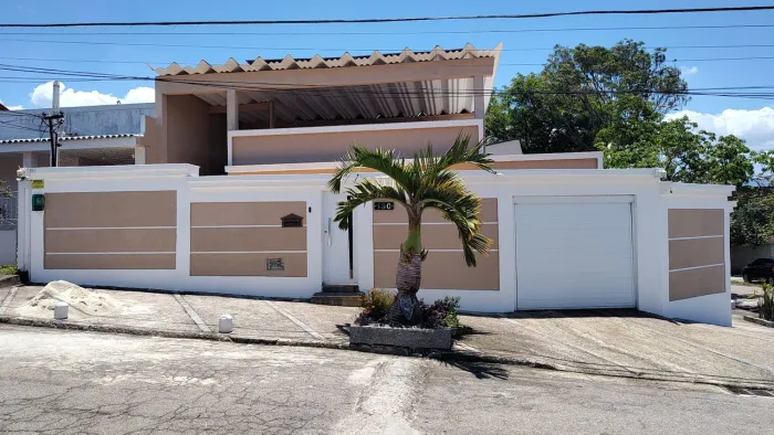 CASA ALTO PADRÃO EM SULACAP 