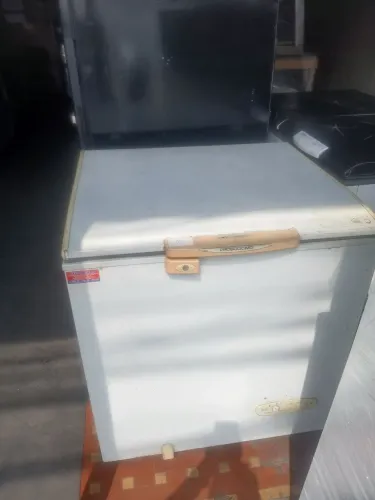 Freezer horizontal 1porta funcionando ok