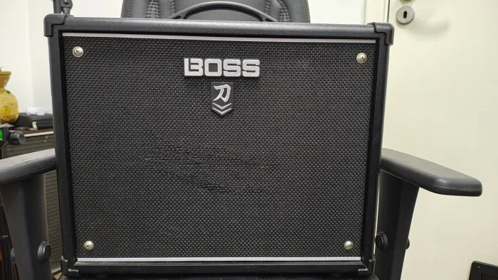 Boss Katana 50 MkII Amplificador Tal como Novo 