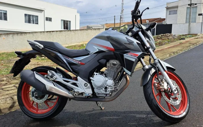 Cb 250F Twister