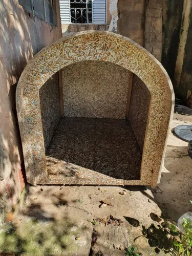 Vendo Casinha Grande de Cachorro