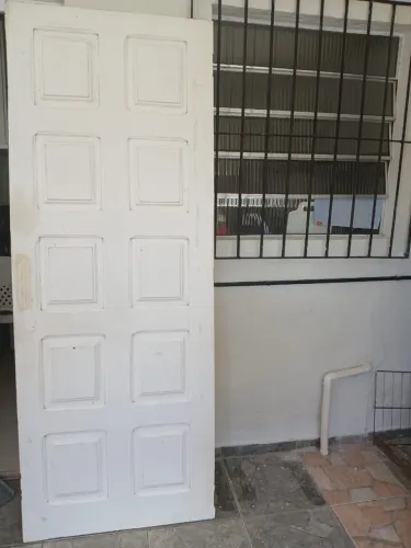 Vendo 3 Portas madeira jatobá