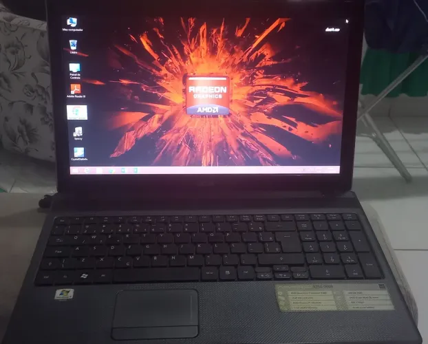 Notebook Acer, AMD E300, 8gb, hd 500gb, placa de vídeo ati hd 6310m