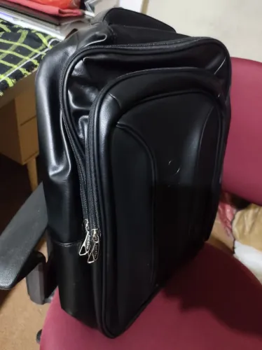 Mochila Santino couro sintético nova