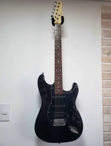 Guitarra Giannini Standard