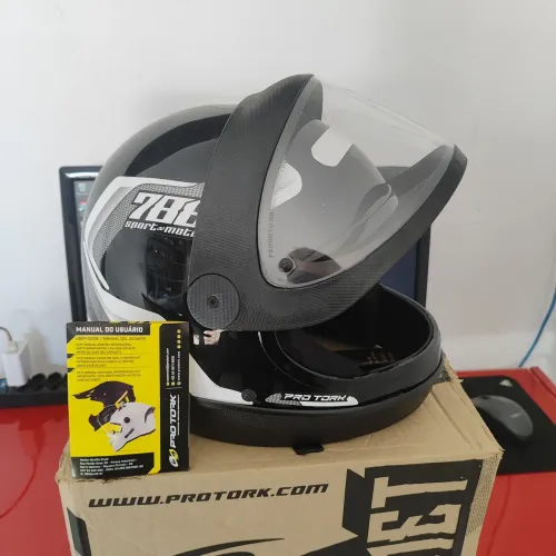 Capacete automático 58 na caixa, entrego