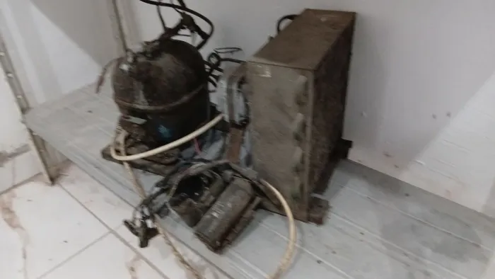 Motor de balcão refrigerado