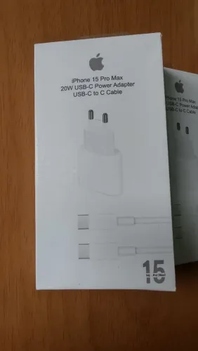 Carregador iPhone Apple 20W USB-C TurboPower 