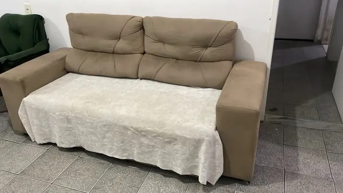 Sofá 2 lugares grande