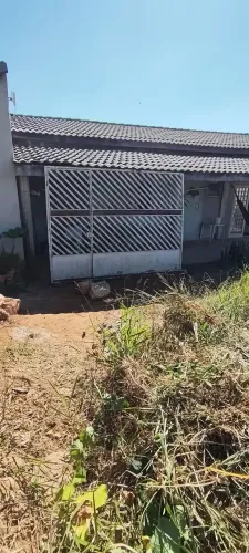 PORTÃO DE FERRO DE CORRER ACOMPANHA TRILHOS E COM PORTA DE PEDESTRE 3,20M X 2,30M