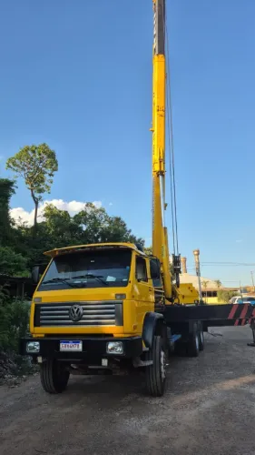 Guindaste 30 Ton MD30 - Volkswagen 24250 6x4
