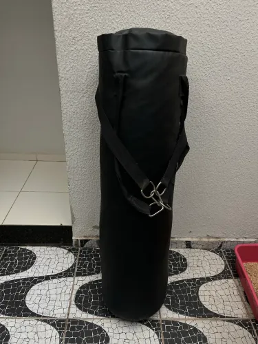 Saco de pancada e par de luvas decathlon