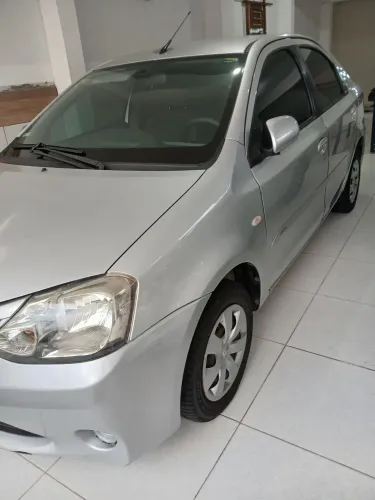 Toyota Etios XS Sedan 1.5 Flex 16V 4P Mec. 2013