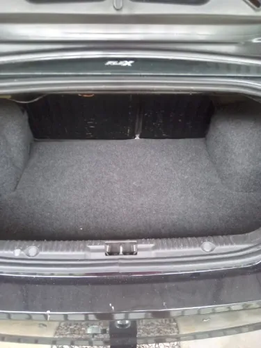 Ford Fiesta Sedan 1.0 8V Flex 4P 2010