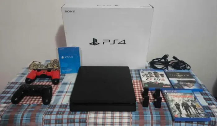 Sony Playstation 4 Slim 1TB