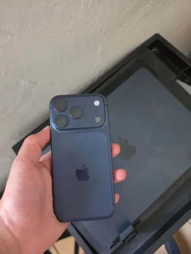iPhone 17 Pro Com nota fiscal (Comprei no Chile) Ja fiz uma venda! Com Capinhas