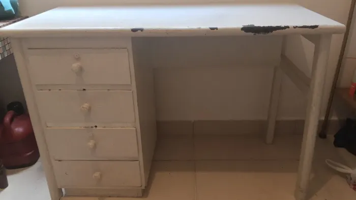 Mesa escrivania 4 gaveta