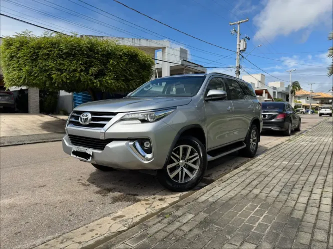 Toyota Hilux SW4 SRX 4X4 2.8 TDI 16V Dies. Aut. 2018