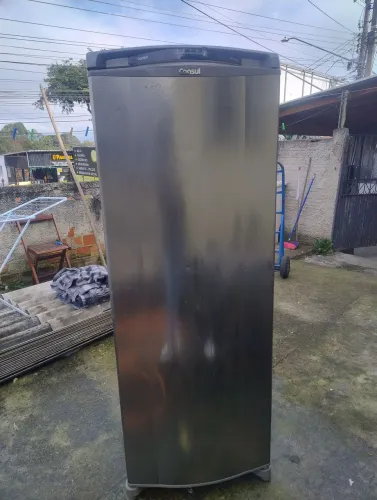 Geladeira inox 220w