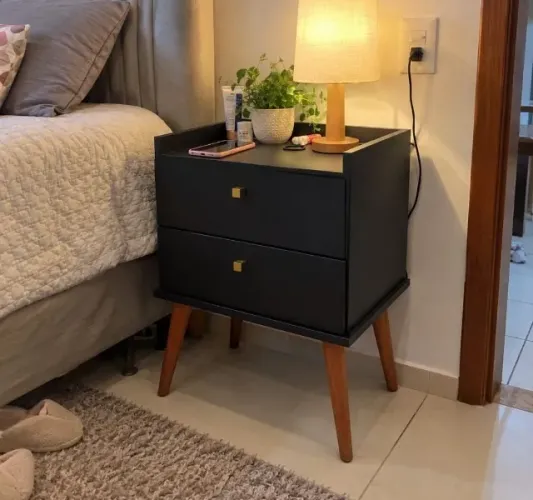 Mesa de Cabeceira (Entrega Rápida Produto Novo)