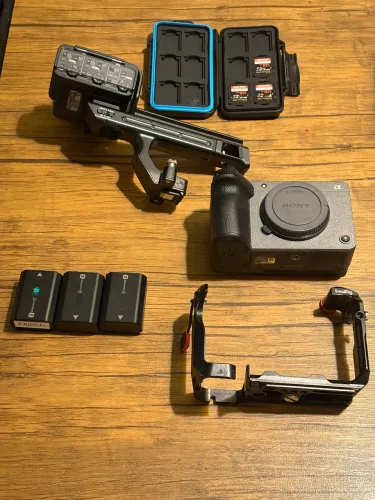 Sony FX 30 - Handle Unit - 3 baterias - 3 cartões - cage