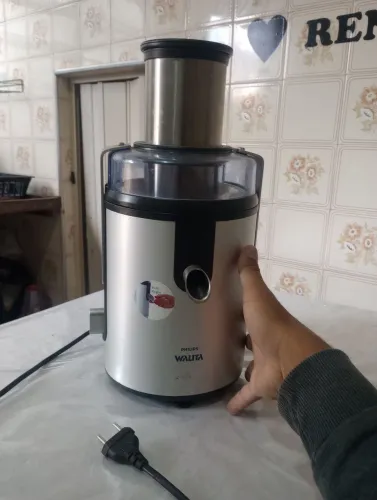 Juicer centrífuga Polishop para fazer suco com facilidade