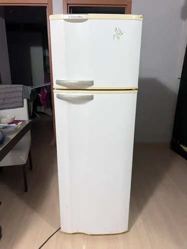Geladeira Eletrolux 