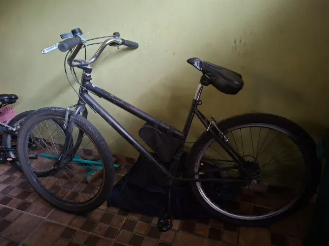 Bicicleta aro 26 Shimano com Marcha