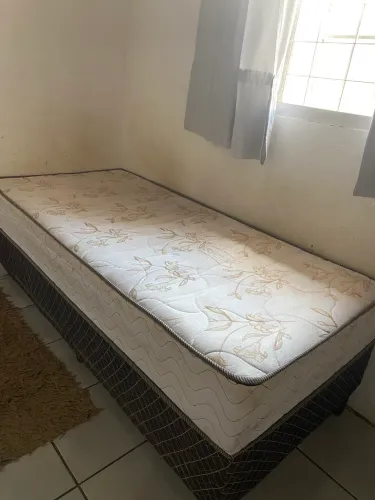 CAMA DE SOLTEIRO