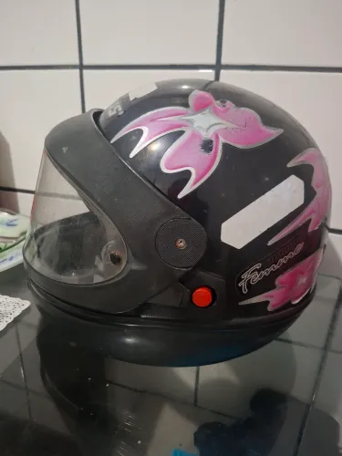 Capacete Taurus 56