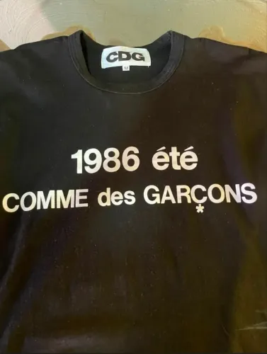 Camiseta CDG
