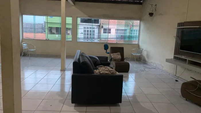 Alugo Duplex em rua principal no Centro do Cabo de Santo Agostinho 