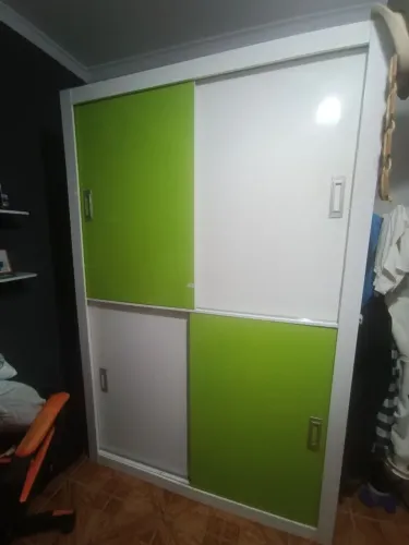 Guarda roupa + bicama+ escrivaninha