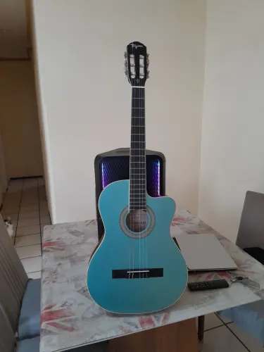 Violão Tagima flat latinha America