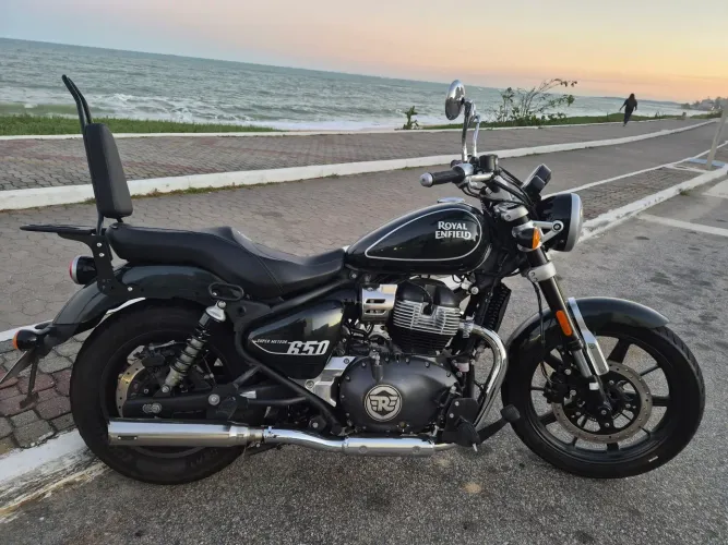 Super Meteor 650 - 2025
