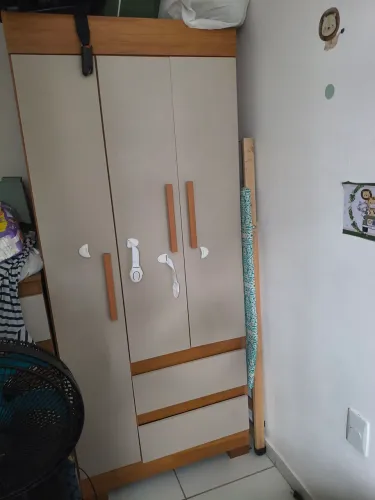 Guarda roupa