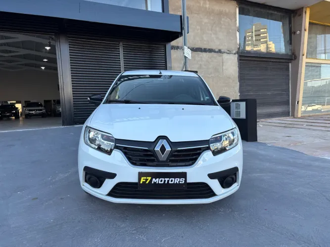 Renault Logan Zen Flex 1.0 12V 4P Mec. 2025