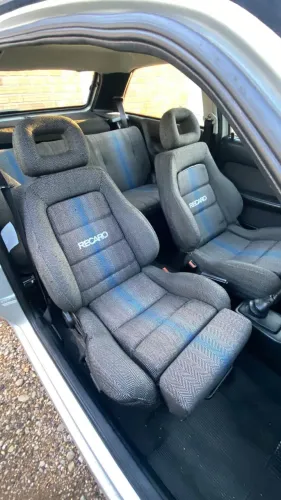 Vendo bancos recaro novinho 4.000 pix fasso preço p ir logo c precisa passo cartão 