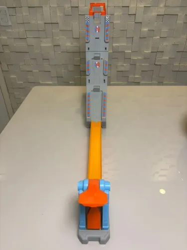 Pista Hot Wheels Action - Campeonato para o Topo (GBF83)