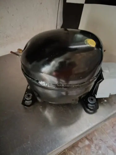 Motor para geladeira Electrolux  aceito cartão tenho  a nota do motor 
