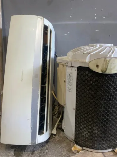 AR CONDICIONADO SPLIT 9.000 BTUS