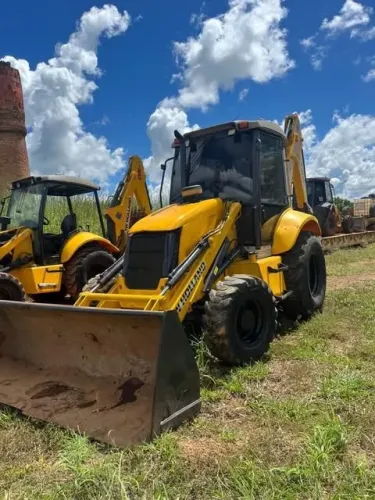 RETROESCAVADEIRA NEW HOLLAND B95B 2016  