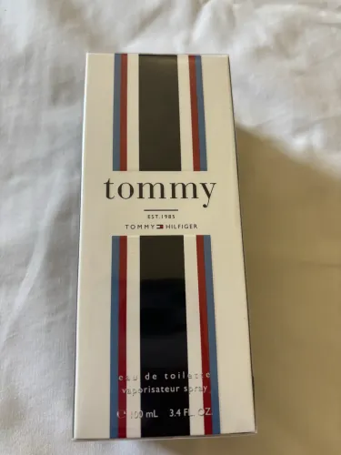 Tommy Hilfiger
