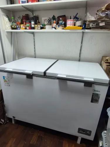 Vendo Freezer Horizontal Midea 362L