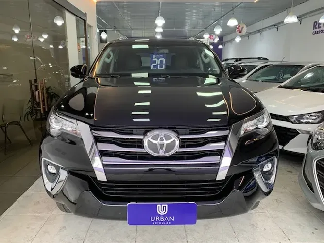 Toyota Hilux SW4 SRX 4X4 2.8 TDI 16V Dies. Aut. 2020