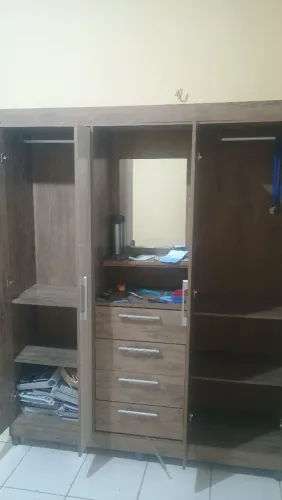 Guarda roupa duas portas