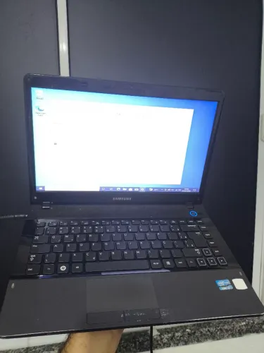 Notebook Samsung core I3 + 128GB SSD + 6GB seminovo!
