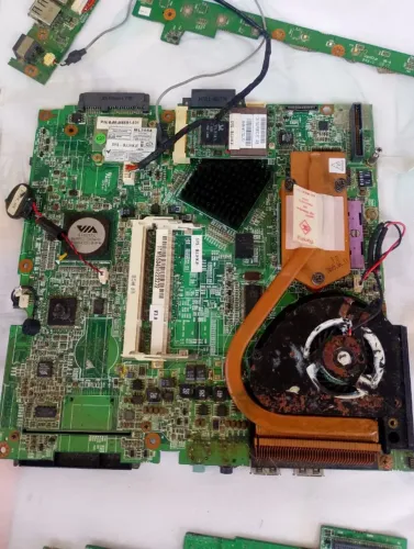 Placa Mãe Notebook M540SR Positivo - usada no estado