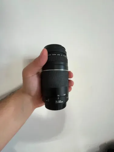 Lente Canon 75-300