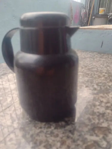 Garrafa térmica pequena 
